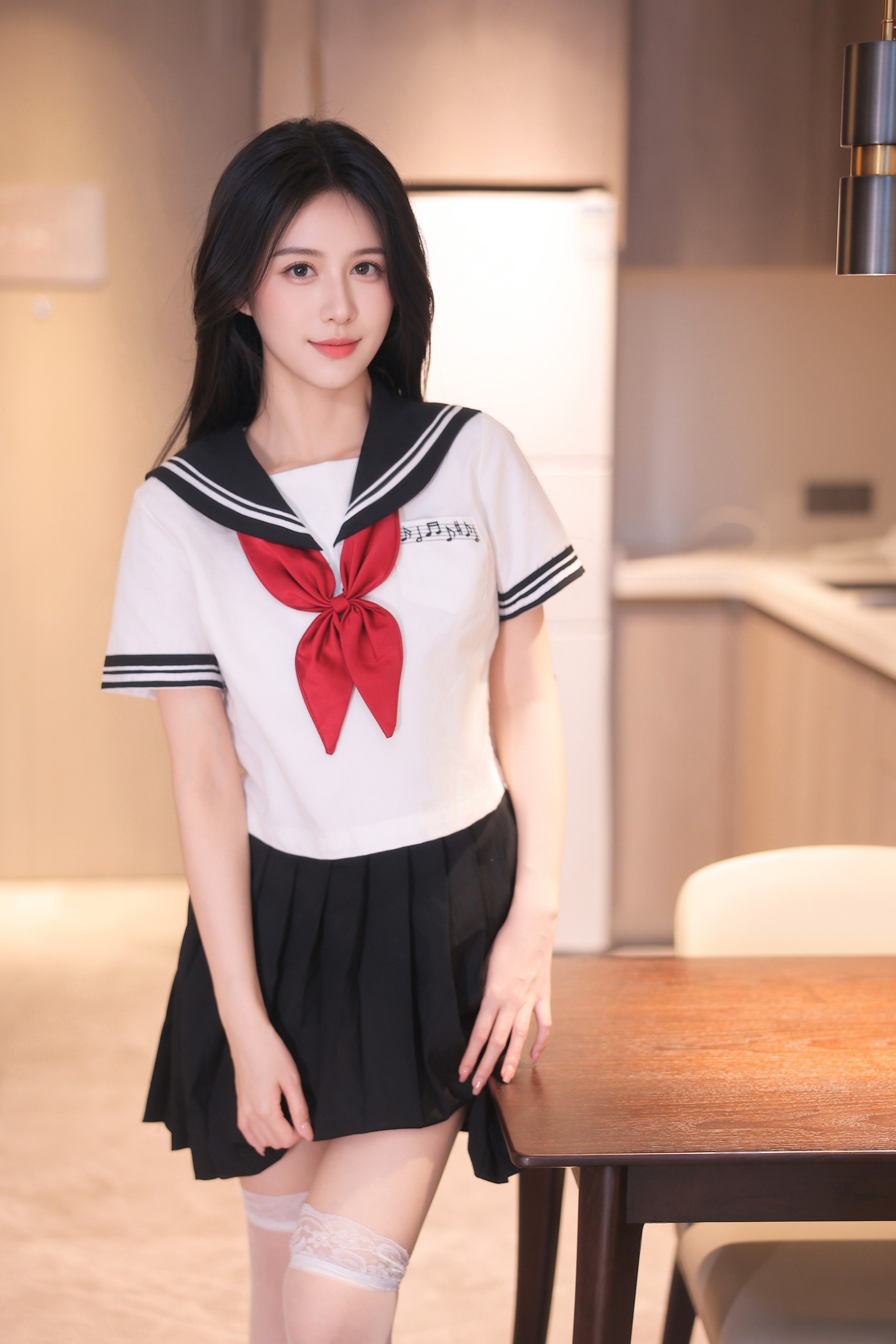 689d5805dccec.jpg 【原版无水印首发】秀人网 shelly诗莉吖 最新高价1.2K 高颜值美女 清纯学生装 / 81P+1V