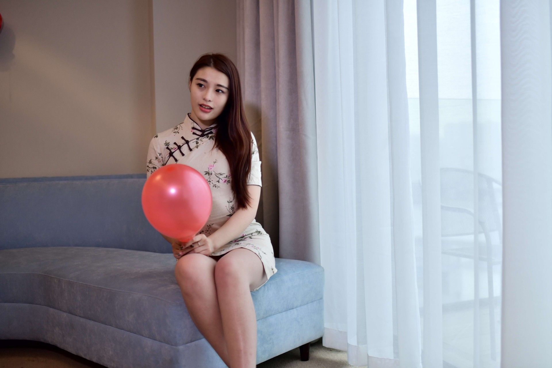 68a59a06a5251.jpg 【原版无水印首发】国模 冰冰 酒店私拍 / 521P+1V+10.4G