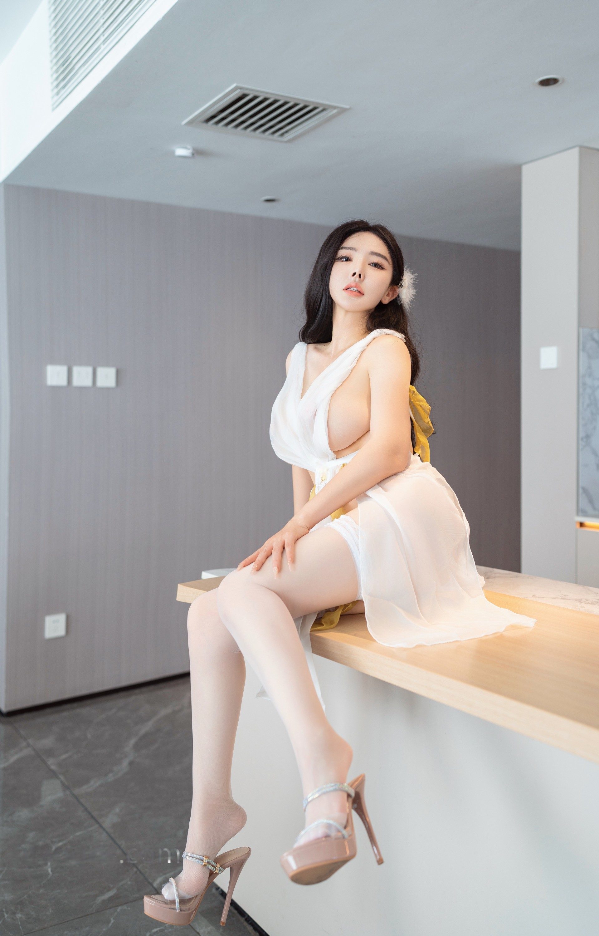 68b31f97d9d2e.jpg 【原版无水印首发】秀人网 潘娇娇 8月最新爱在七夕 白色情人节 / 90P+10V+6.33G