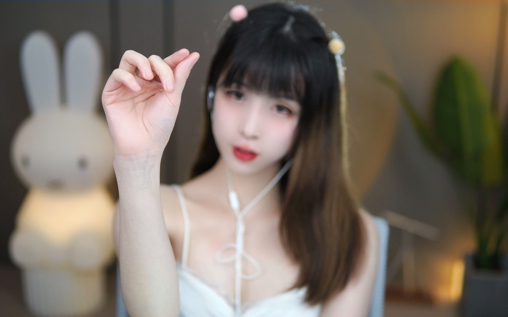 图片[1]-[咖喱哄睡]掏耳朵 解压球解压助眠….-迷路的番茄 / 国内ASMR-秀房