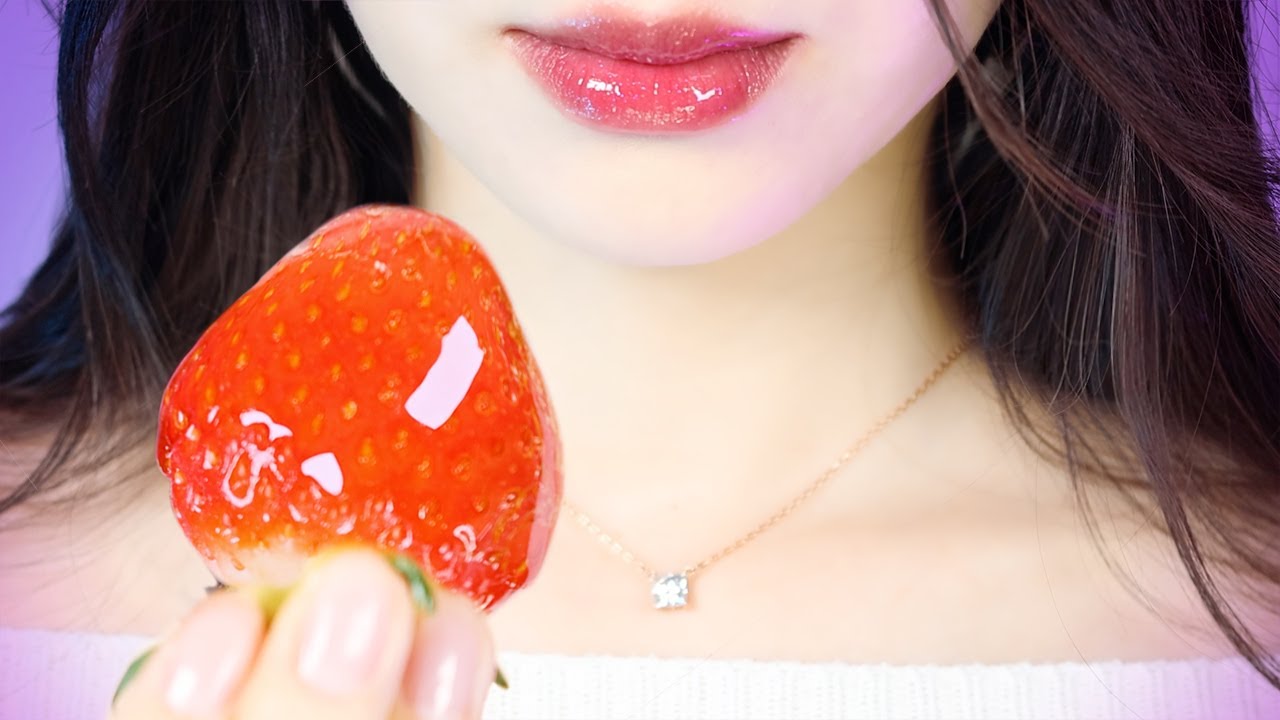 图片[1]-[Workt]超近距离特写吃草莓|糖葫芦|口腔音-Workt ASMR / 韩国ASMR-秀房