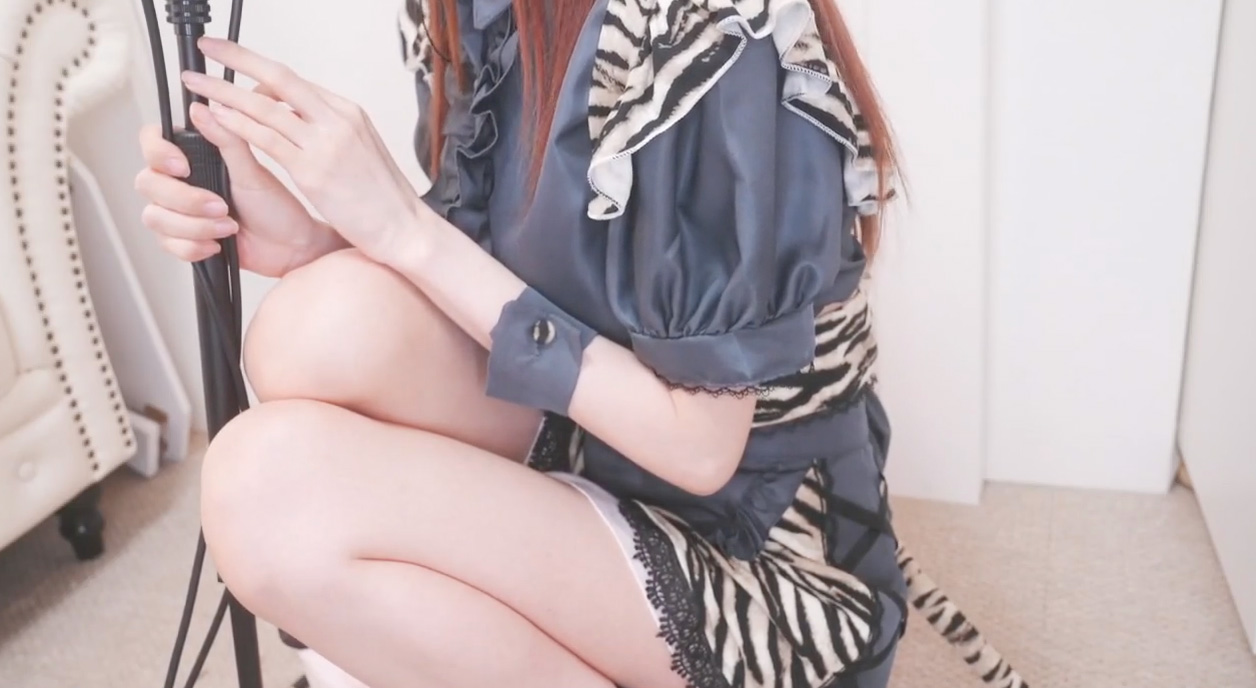 图片[1]-[利香]与傲娇的恶魔女仆共度舔耳快乐时光♡高画質実写[2023-3-24]-利香|花宮莉歌 / 日本ASMR-秀房