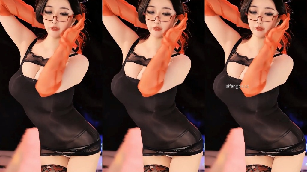 20260222145951556.jpg 【网易CC】小燃燃 性感魅魔专辑完结篇4V-【4V-1.30GB】