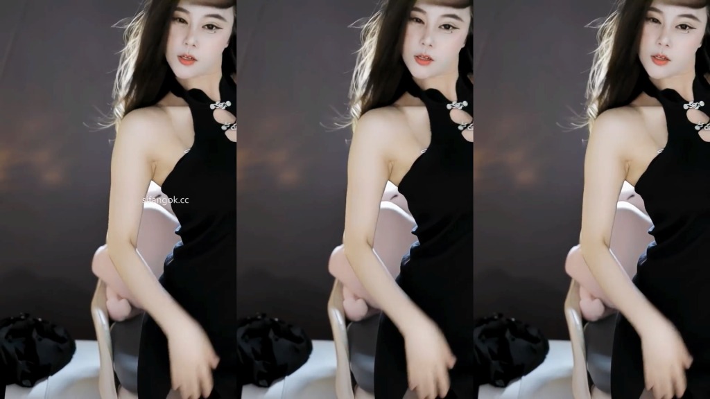 20260510104237412.jpg 【虎牙】小师妹 大尺度定制合集 -【11V-975MB】