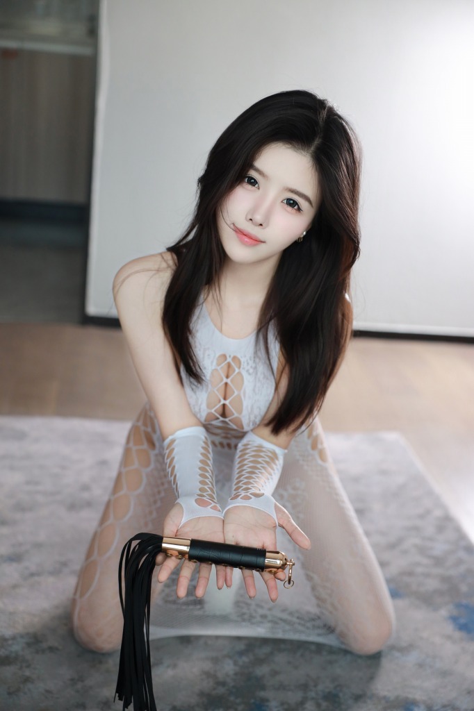 20260618153125579.jpg 唐翩翩 – 内购无水印合集 持续更新-【NO.001-NO.013 11GB】