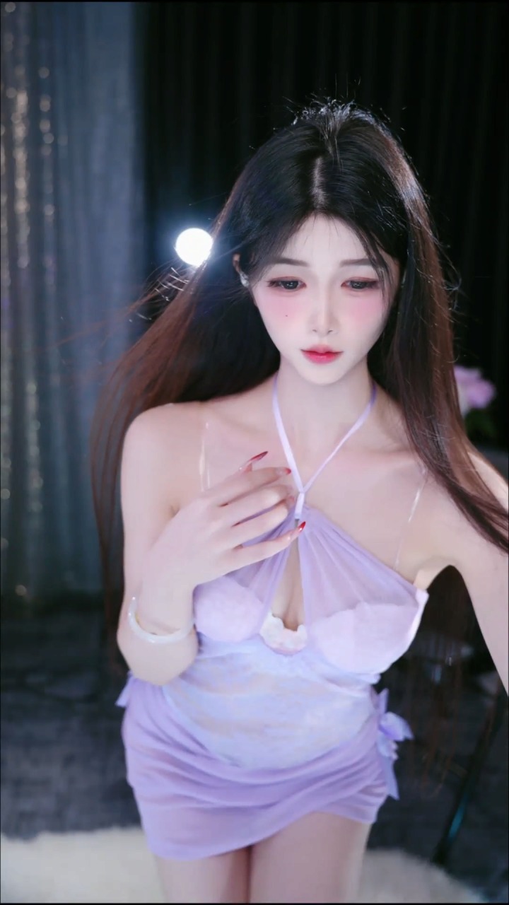 【来秀】甜妹 花有有 颜值身材在线 透视旗袍漏内【10V-687MB】