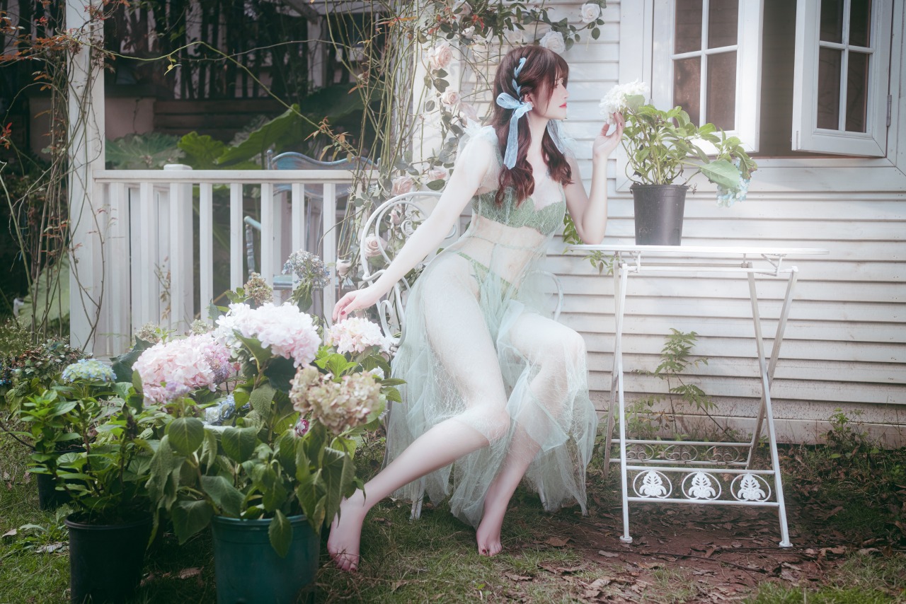 鹿八岁-写真合集-持续更新-【NO.001-NO.087 84.69GB】