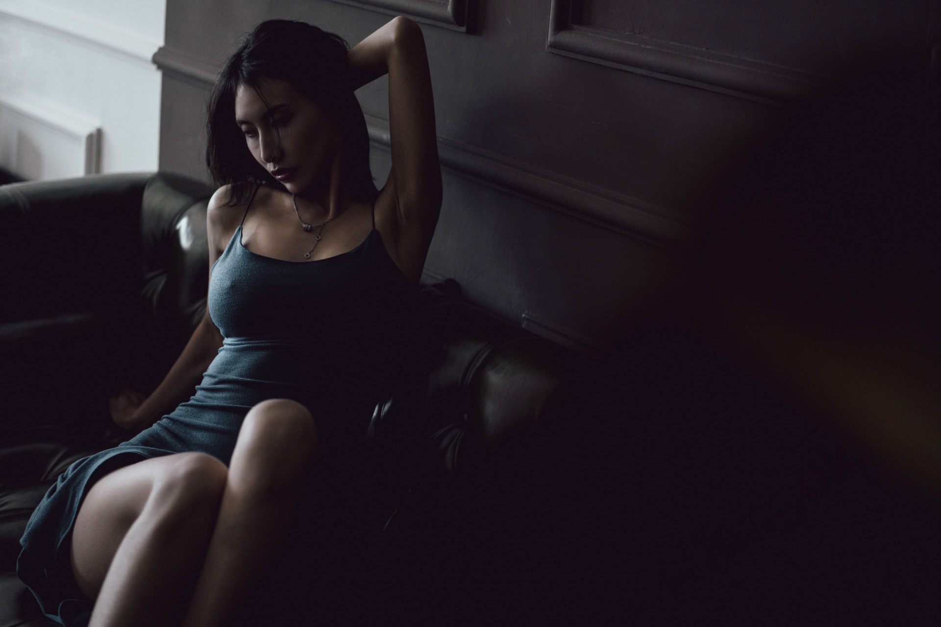 【原版无水印首发】秀人网 lingyu69 不上架作品《欲望沙发》写真 / 80P+2.03G