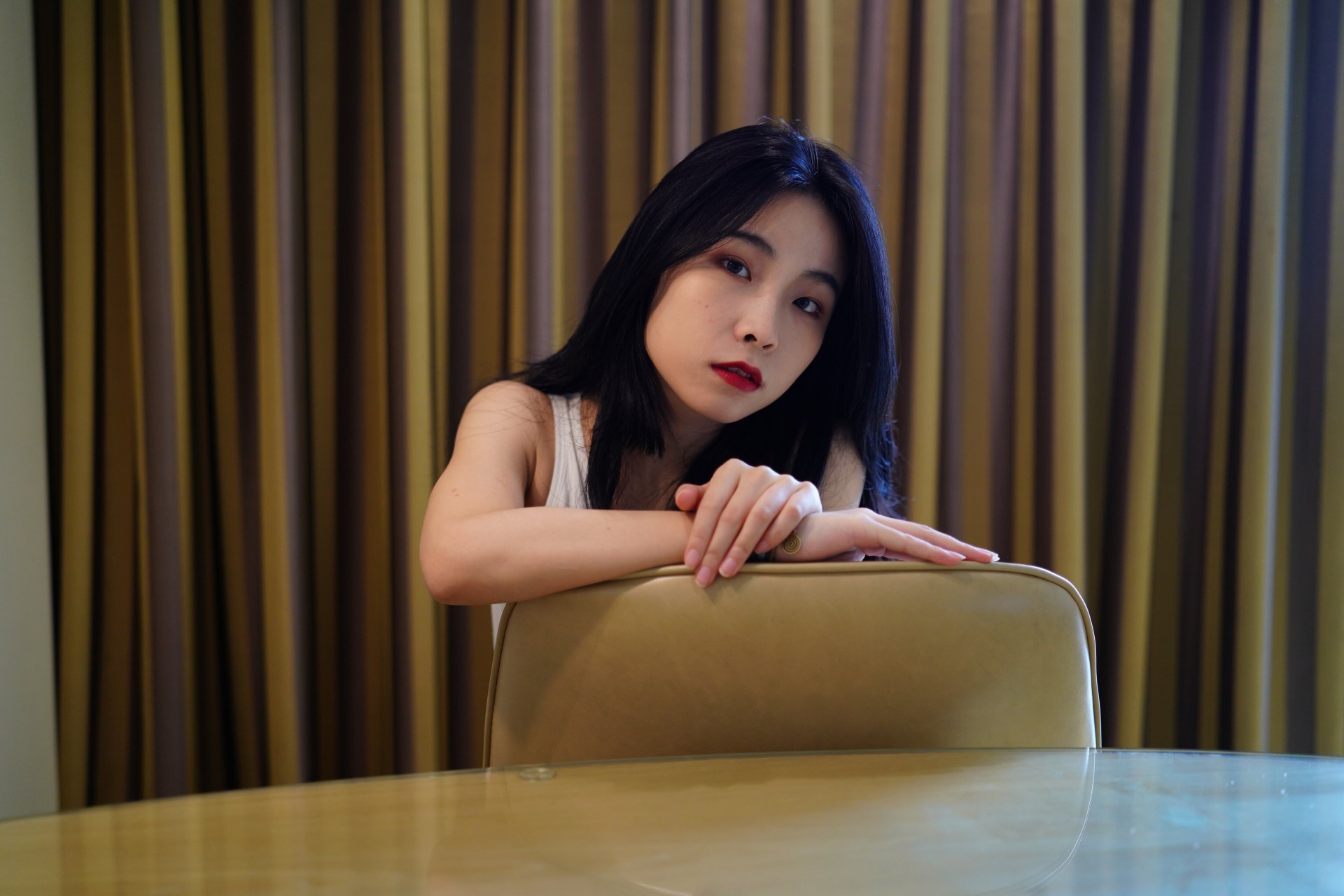 【国模】keke 无水印私拍 / 289P+433M