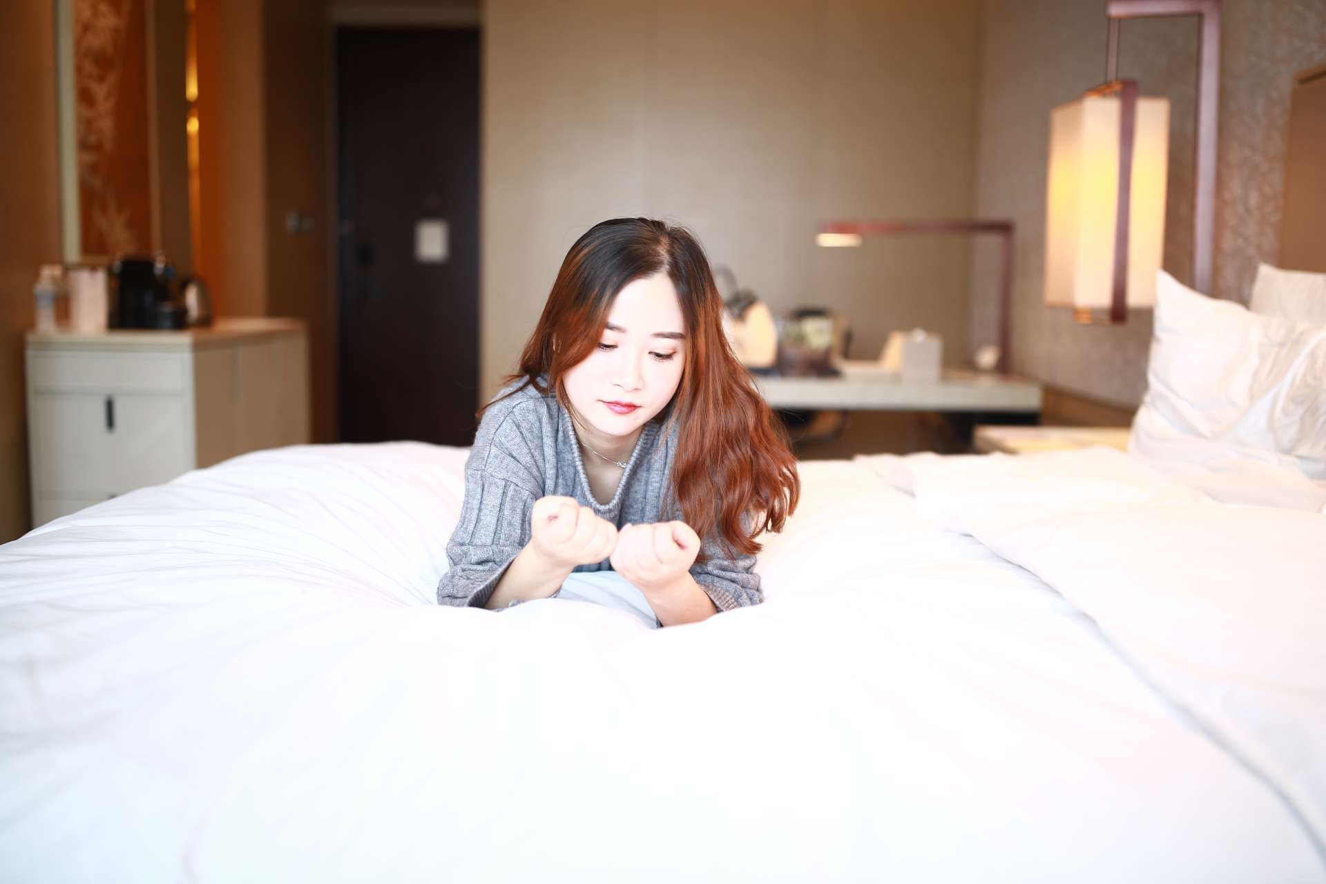 68ac22cebee46.jpg 【国模】小依 原版无水印私拍 / 636P+1V+1.53G