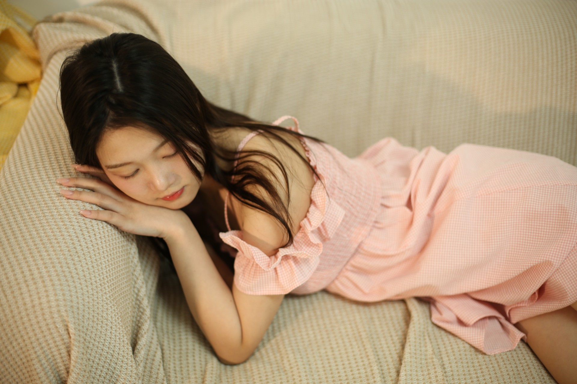 【国模】极品美女 张雨婷 神似杨超越 2022.7.2 原版无水印私拍 / 765P+1V+1.88G